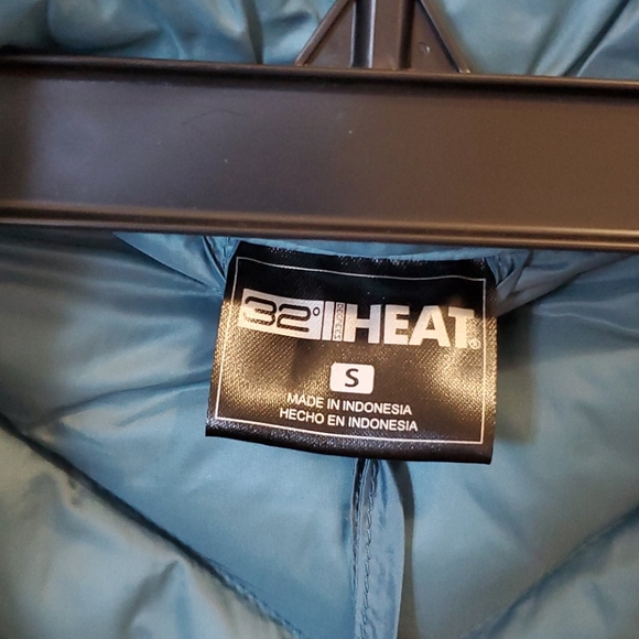 Vest - Picture 2 of 2